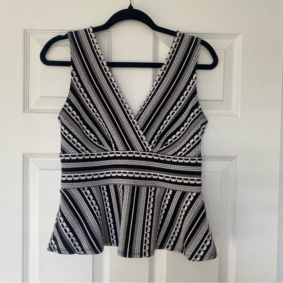 Anthropologie V-Neck Tank - Picture 4 of 4